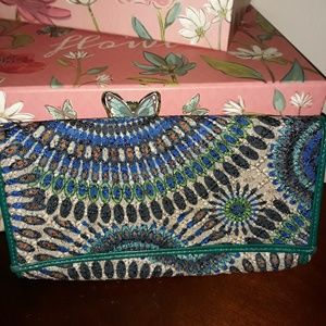 Beautiful crossbody/clutch